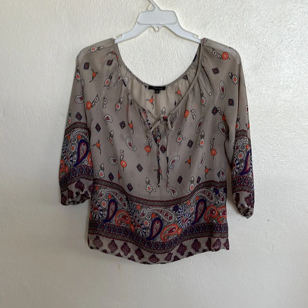 Blouse - Picture 2 of 2